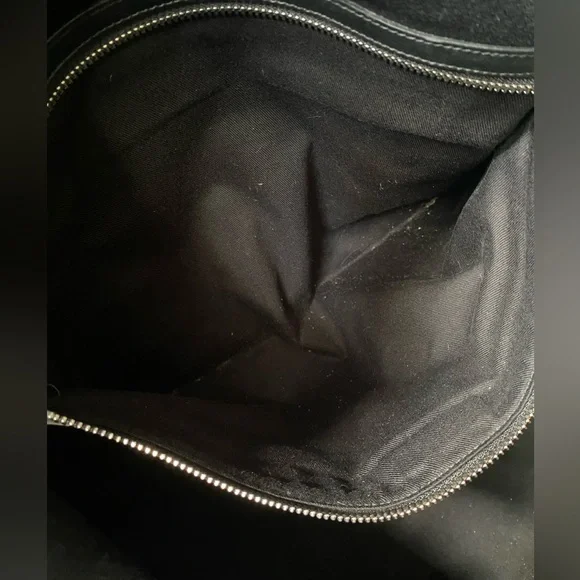 Givenchy Men’s Leather LC 24H Weekender - Picture 16 of 16